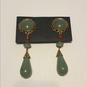 Vtg Carol Dauplaise Jade Clip On Earring Signed